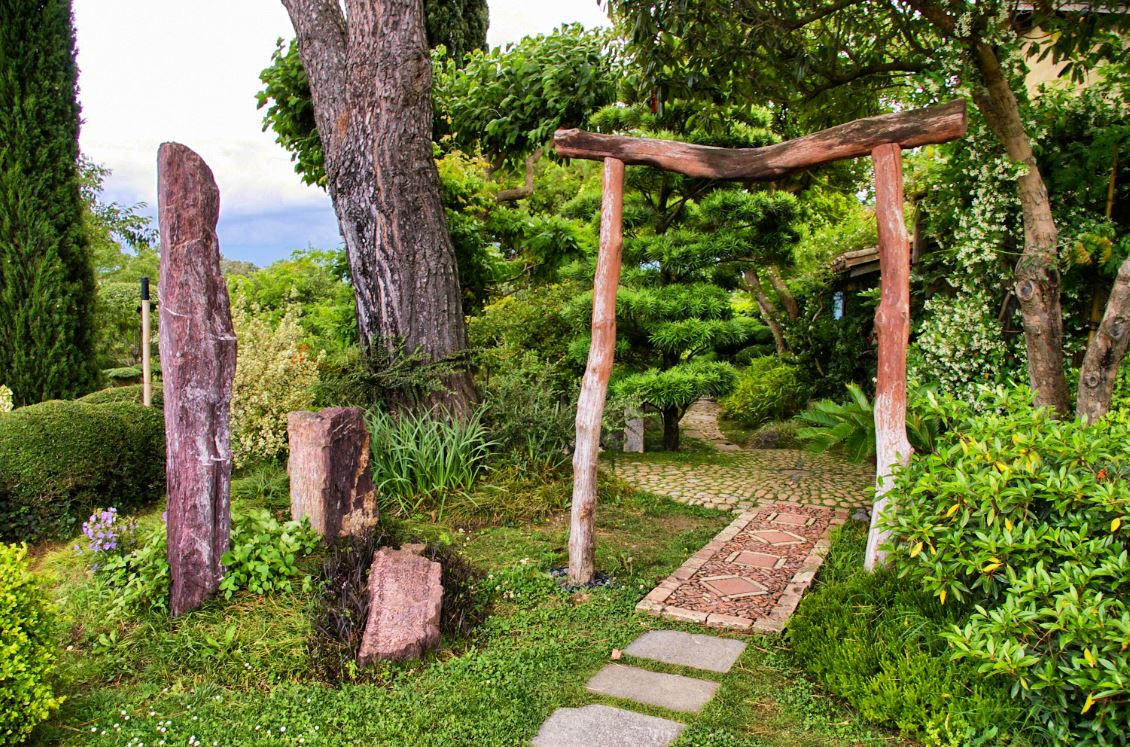 Comment créer un petit jardin japonais ? - Côté Maison