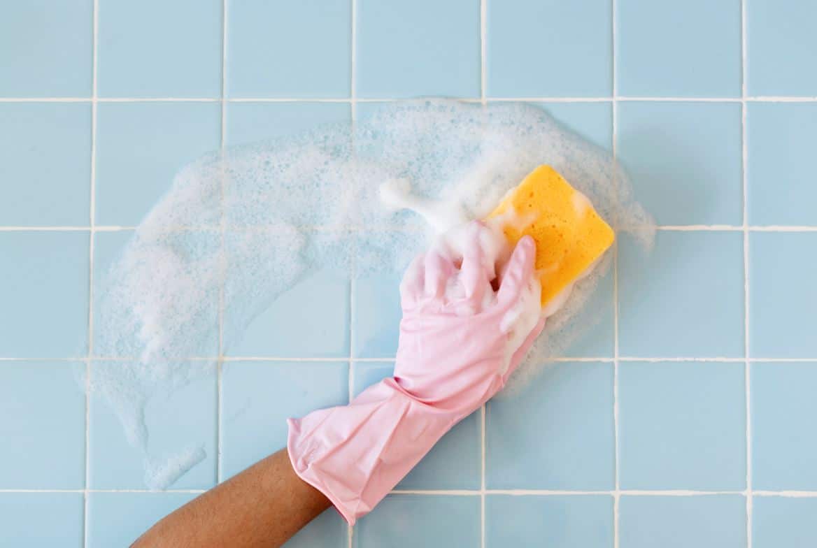 Nettoyer les joints de votre salle de bain