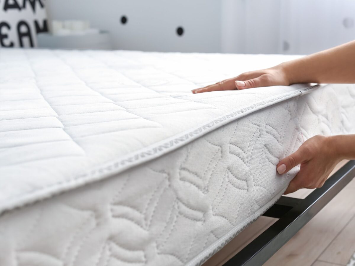 Matelas double face : offrez à vos invités un sommeil sur-mesure